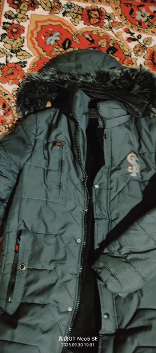 shizlong va kiyimlar yaxshi ahvolda