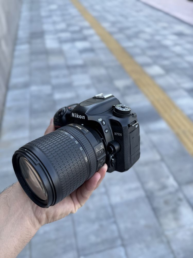 Nikon D7500 18–140mm