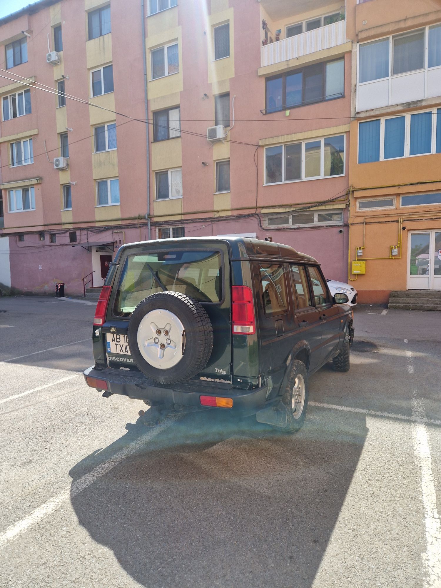 Vând Land Rover Discovery  An 2001 motor 2.5 diesel