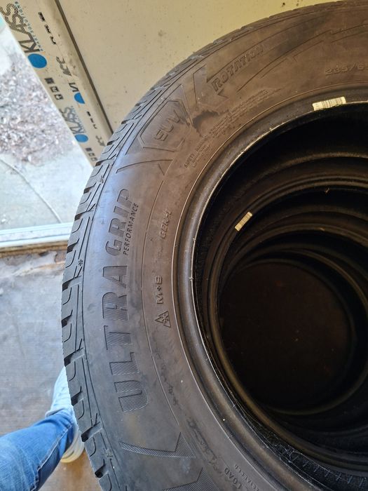 Anvelope iarna Goodyear 235/65 R17
