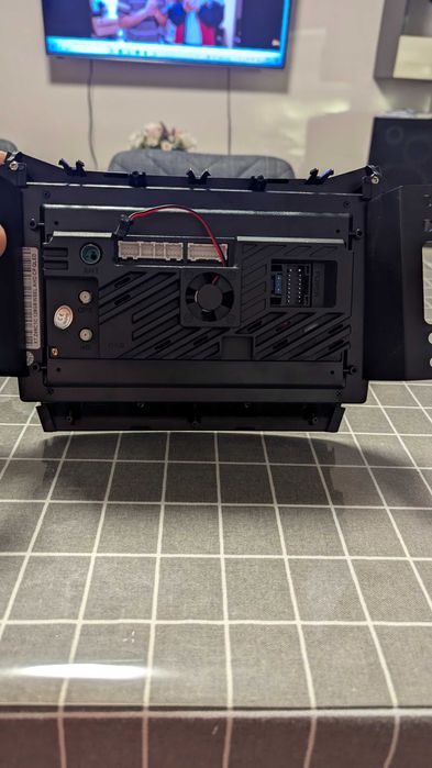 мултимедия Hyunda santa fe