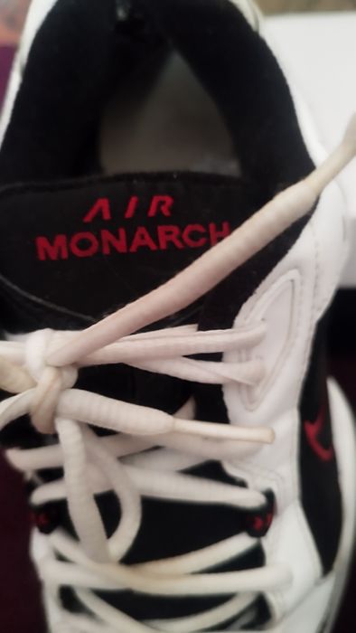 De vânzare adidași bărbați măr 41 piele naturală marca NIKE