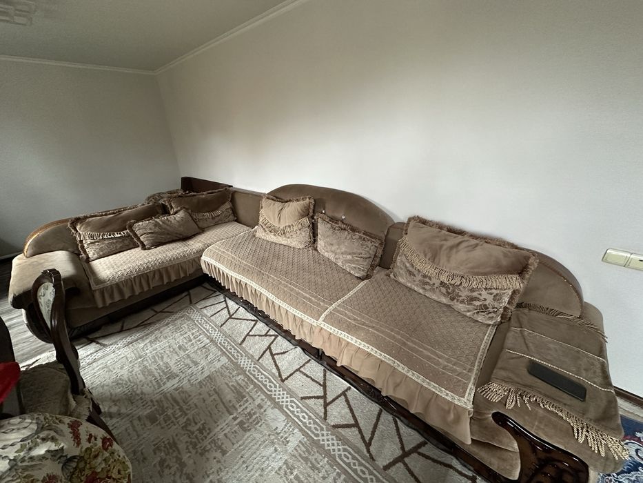 Диван для гостиной