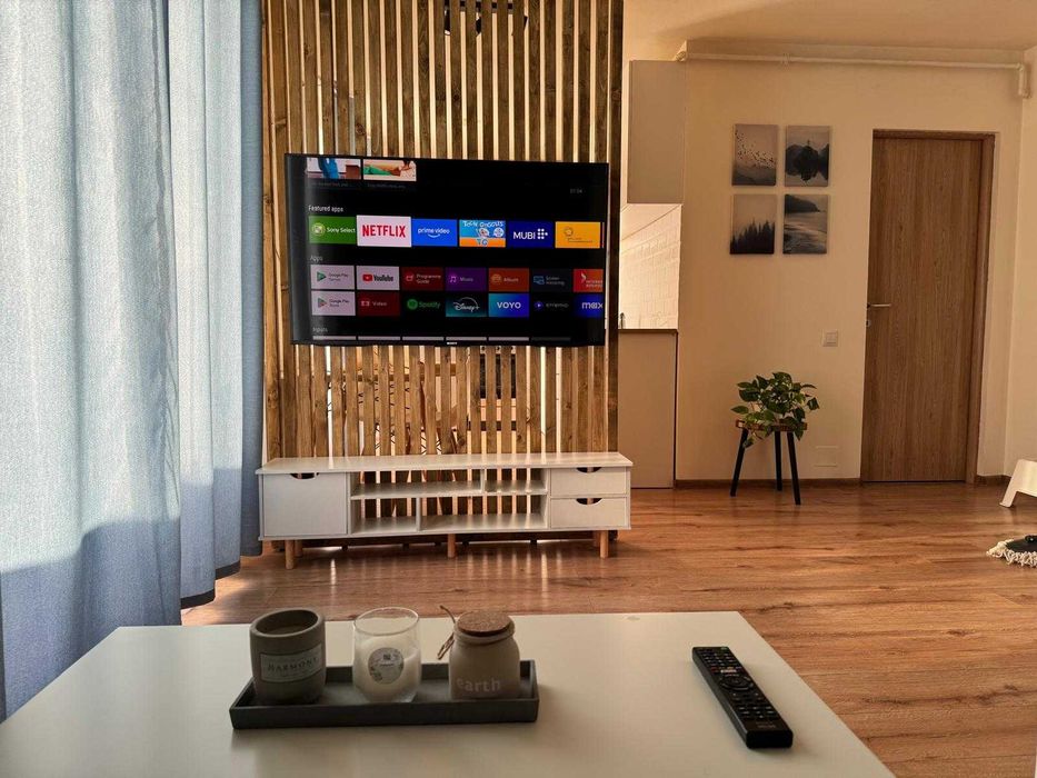 Închiriez Apartament 2 camere cu terasă generoasă, zona Vivo