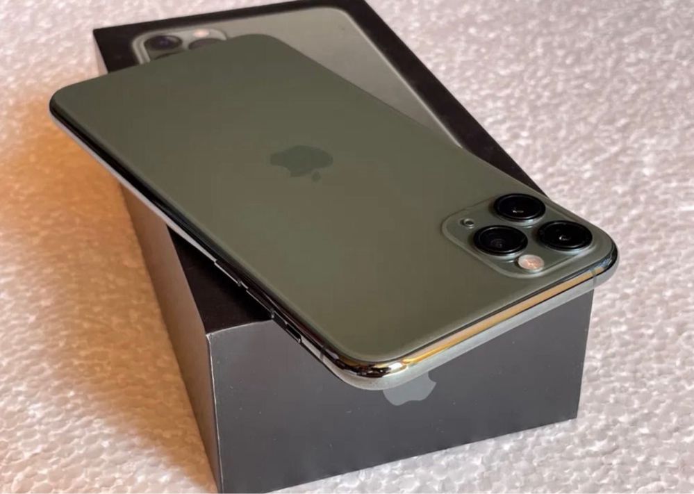 iPhone 11 Pro / NOU