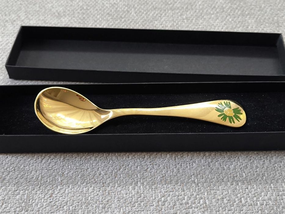Продавам сребърна лъжичка 1982 Георг Иенсен позлатена