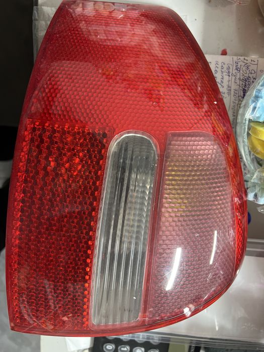 Задний левый фонарь(стоп)  оригинал на ауди а6 с5 седан
