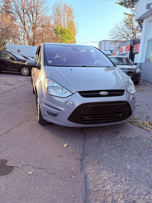 Vand ford s max automat recent adus racire si masaj in scaune