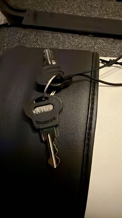 Vand Sony FE 400mm F2.8 GM OSS ca nou