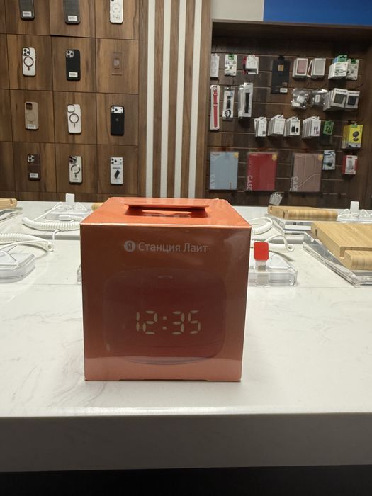 Алиса умная колонка