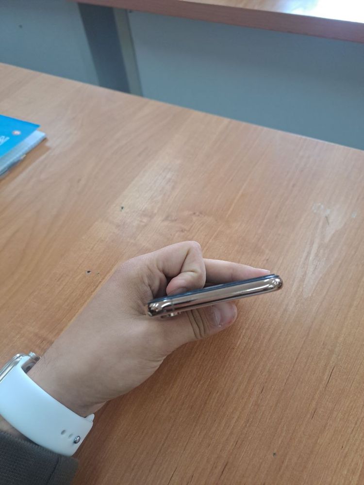 Iphone XS gold 64