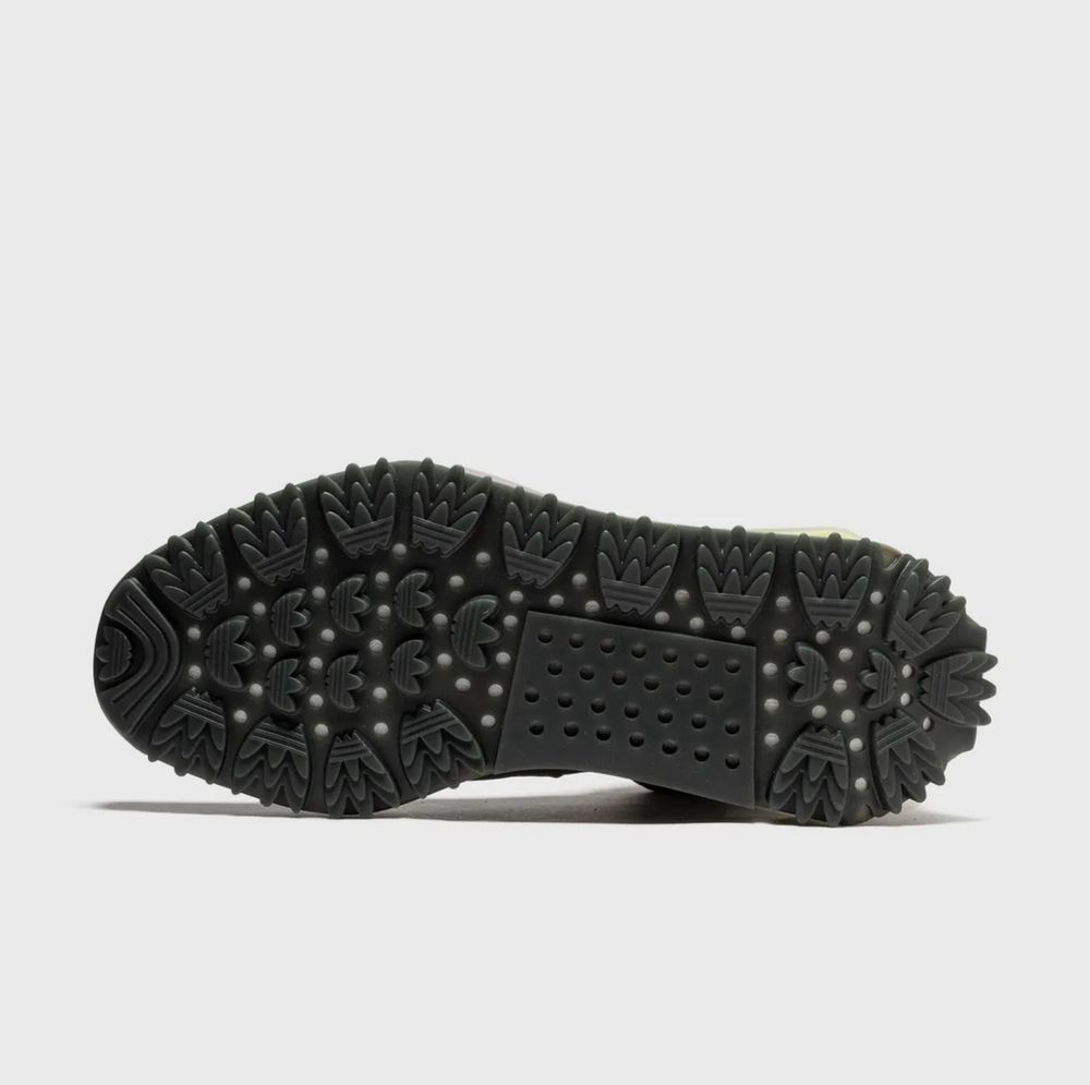 Adidas Pharrell Hu NMD S1 44 2/3 и 43 1/3