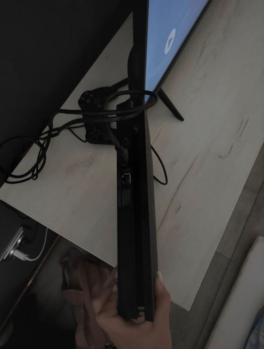 playstation 4 nou cu cutie