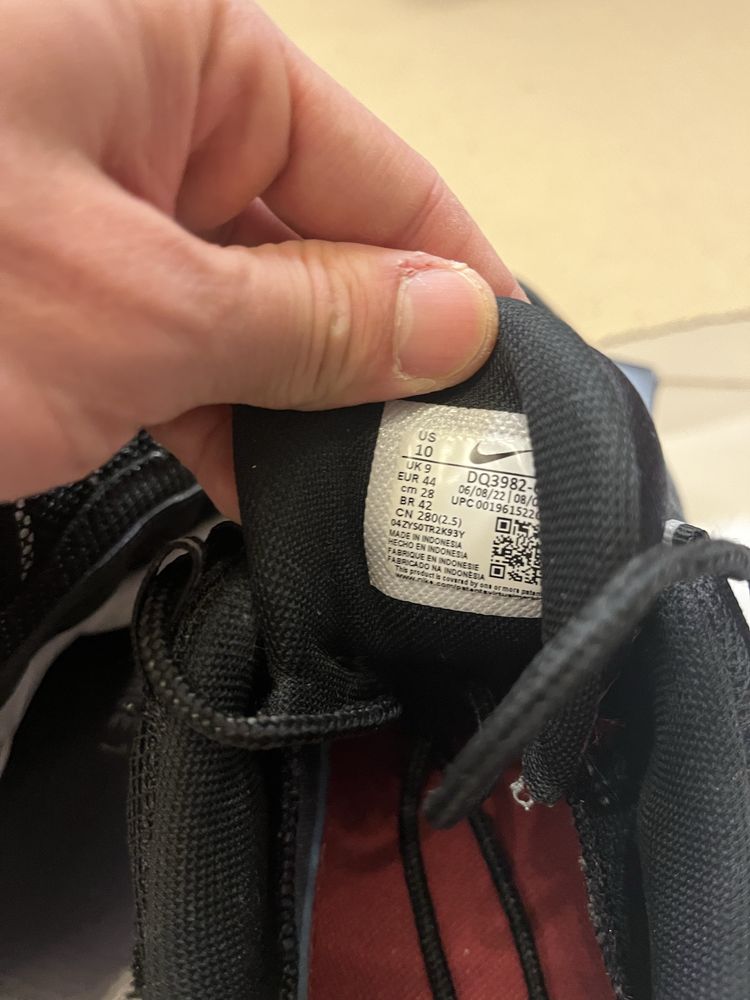 Nike Air Max 95 номер 44 / 10 US