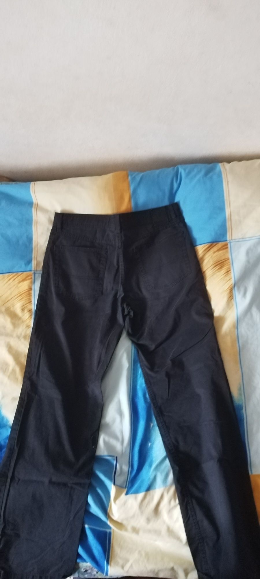 Pantaloni Blugi Negri