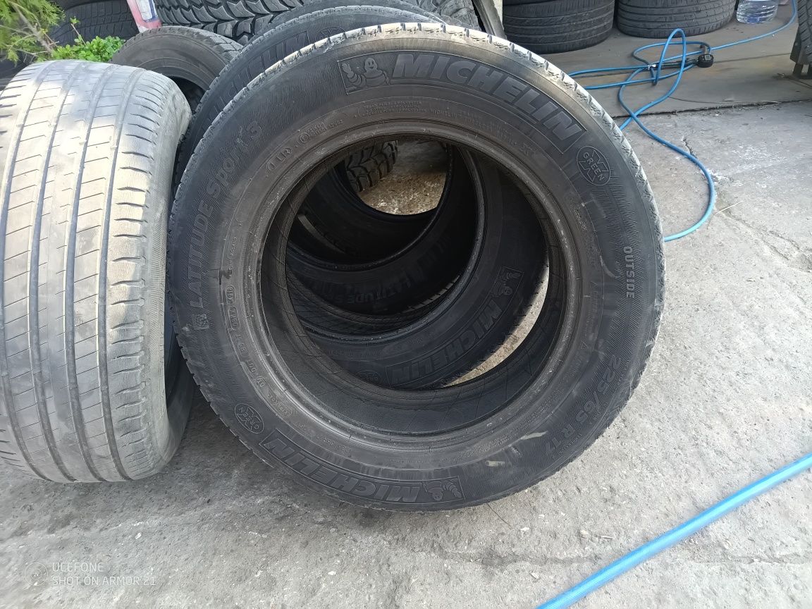 Гуми 225/65/17 летни Michelin