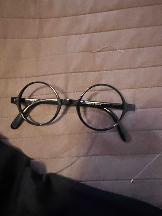 Costum Harry Potter cu ochelari si bagheta .  5-6 ani 110-116