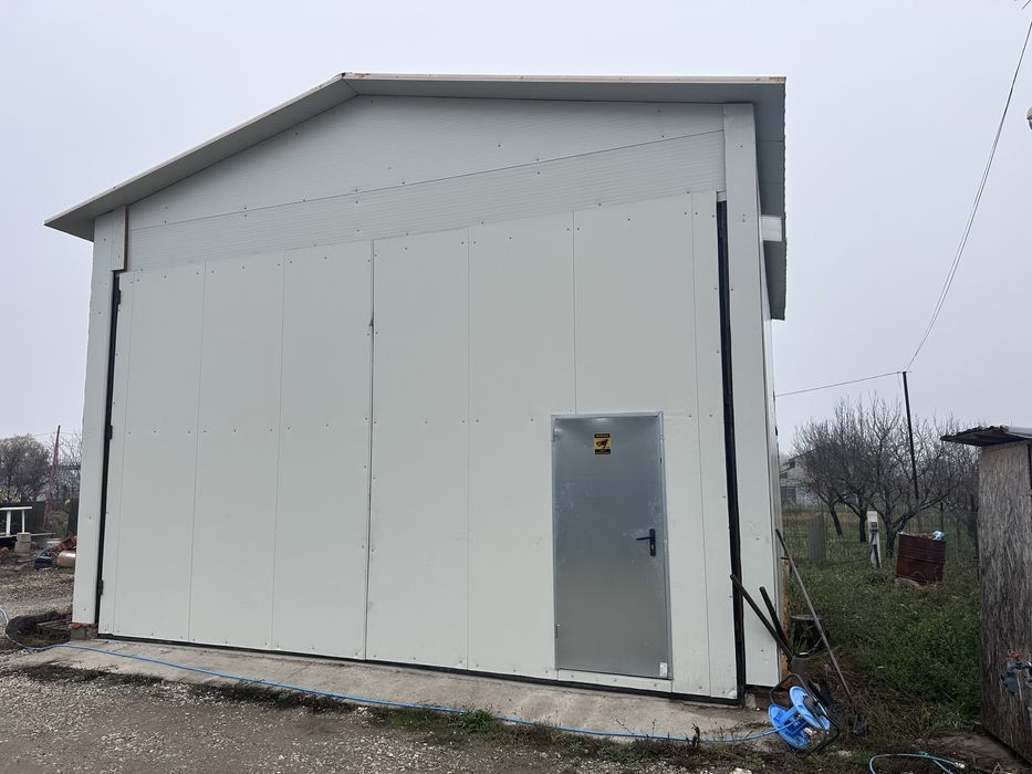 Închirierz  hala bradu