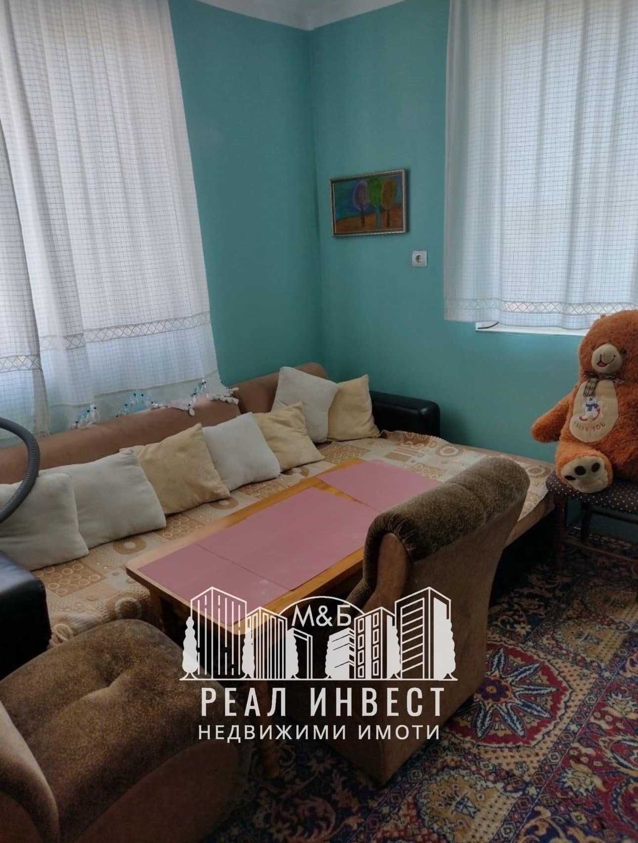 Продавам къща в с. Константиново