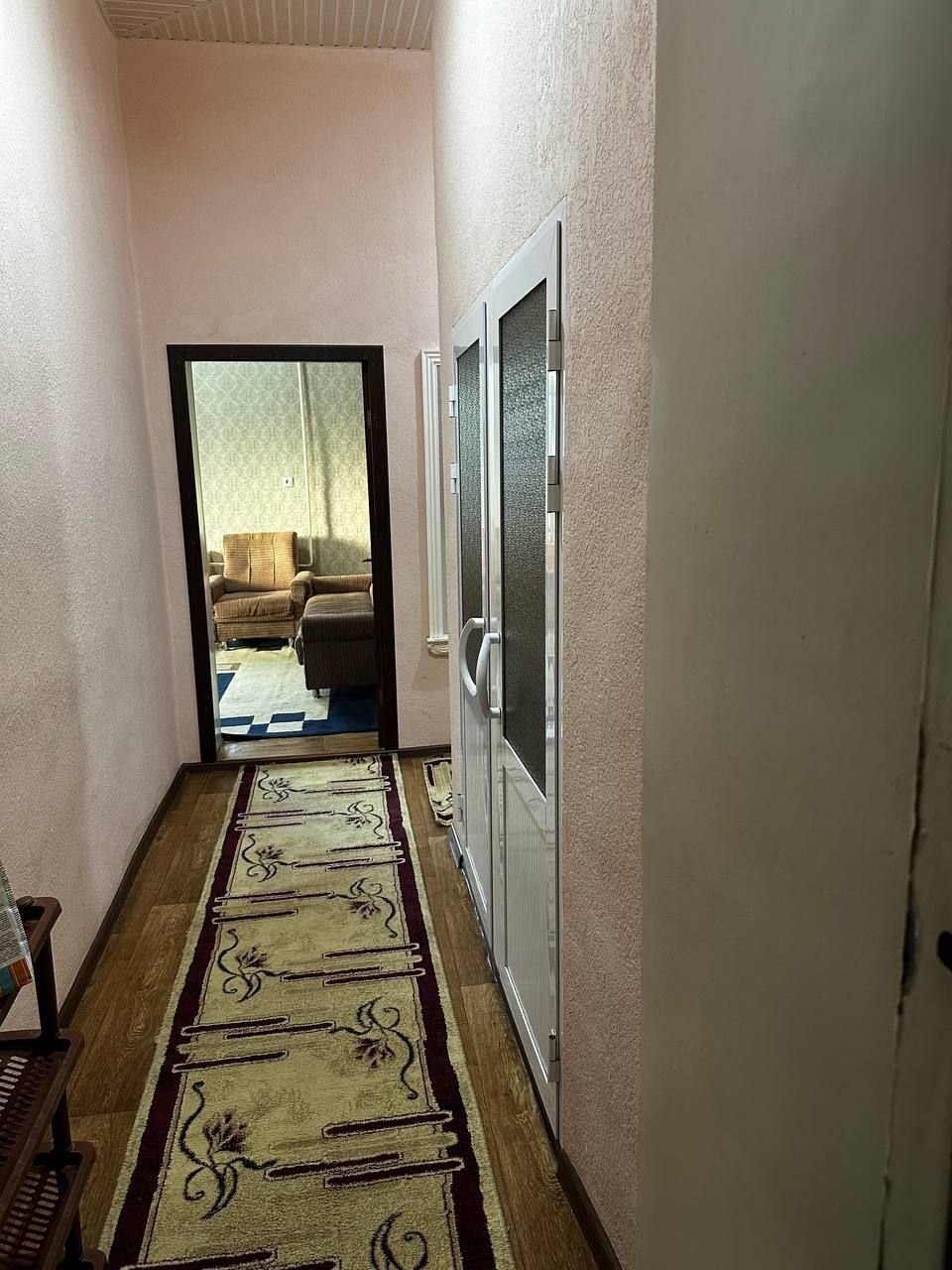 Аренда Паркентский базар 2х комнатная квартира с обстановкой