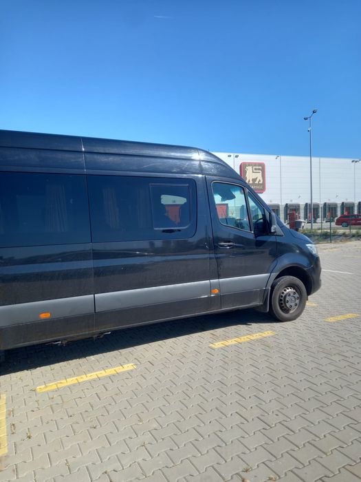 Microbuz Mercedes Sprinter