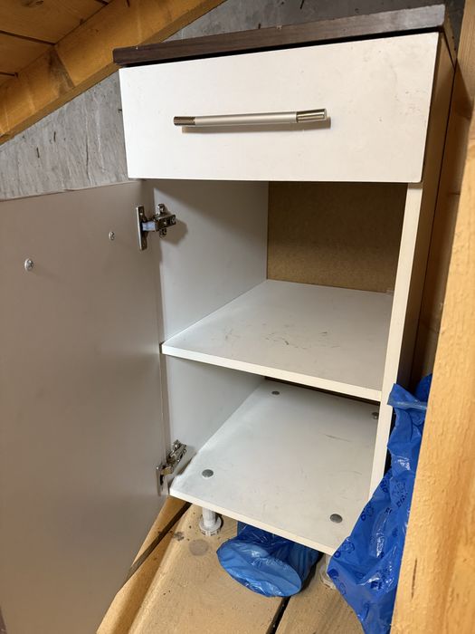 Vand corp inferior bucătărie