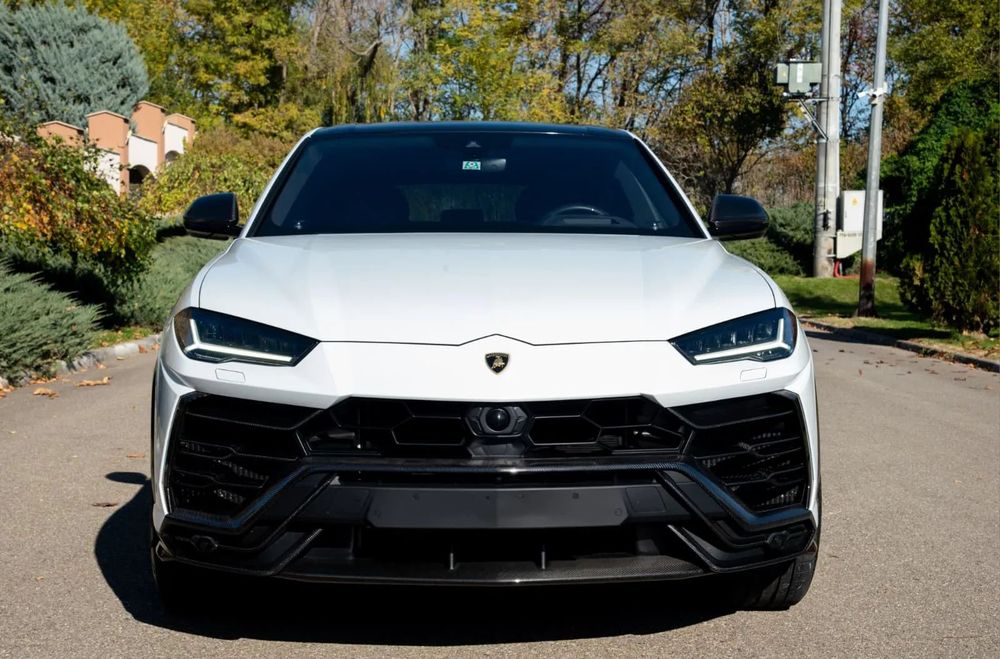 Lamborghini URUS V8 Carbon