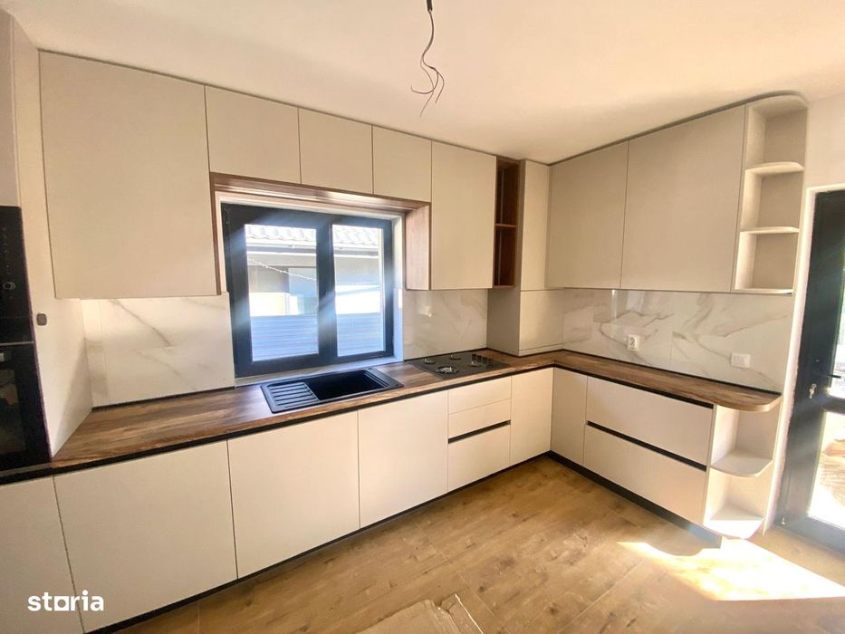 Casa Holboca Iasi 3 camere, CANALIZARE si ASFALT! la cheie!