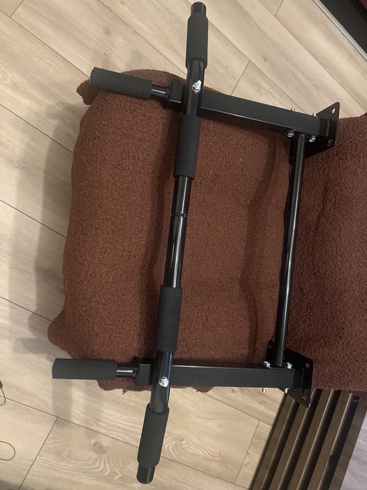 Bara de tractiuni pentru exercitii multiple