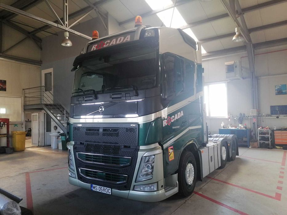 Cap tractor Volvo 6x2  FH16