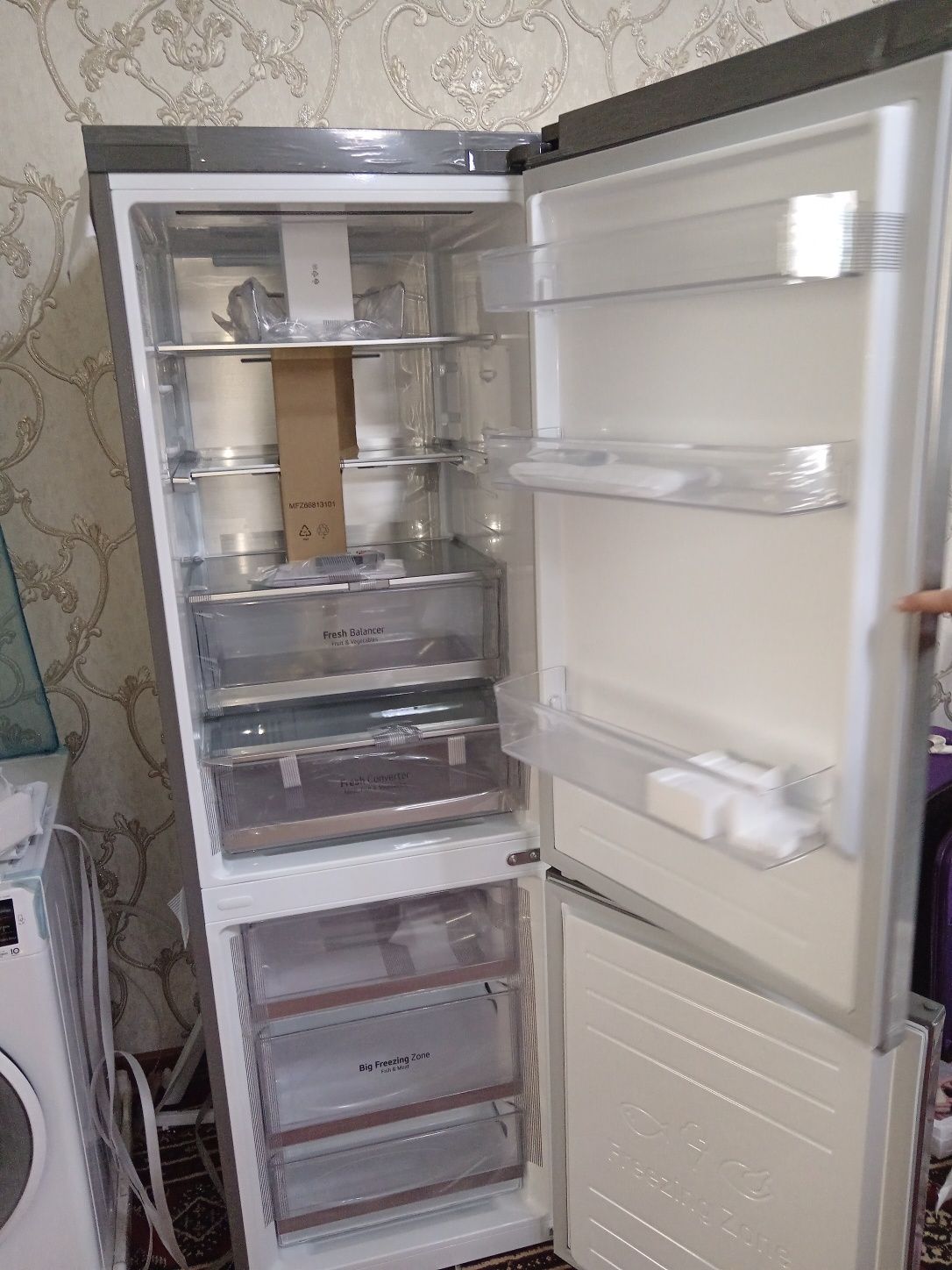 2 этажлы холодильник сатылады новый каровка м.н турипты бахасы 10 млн