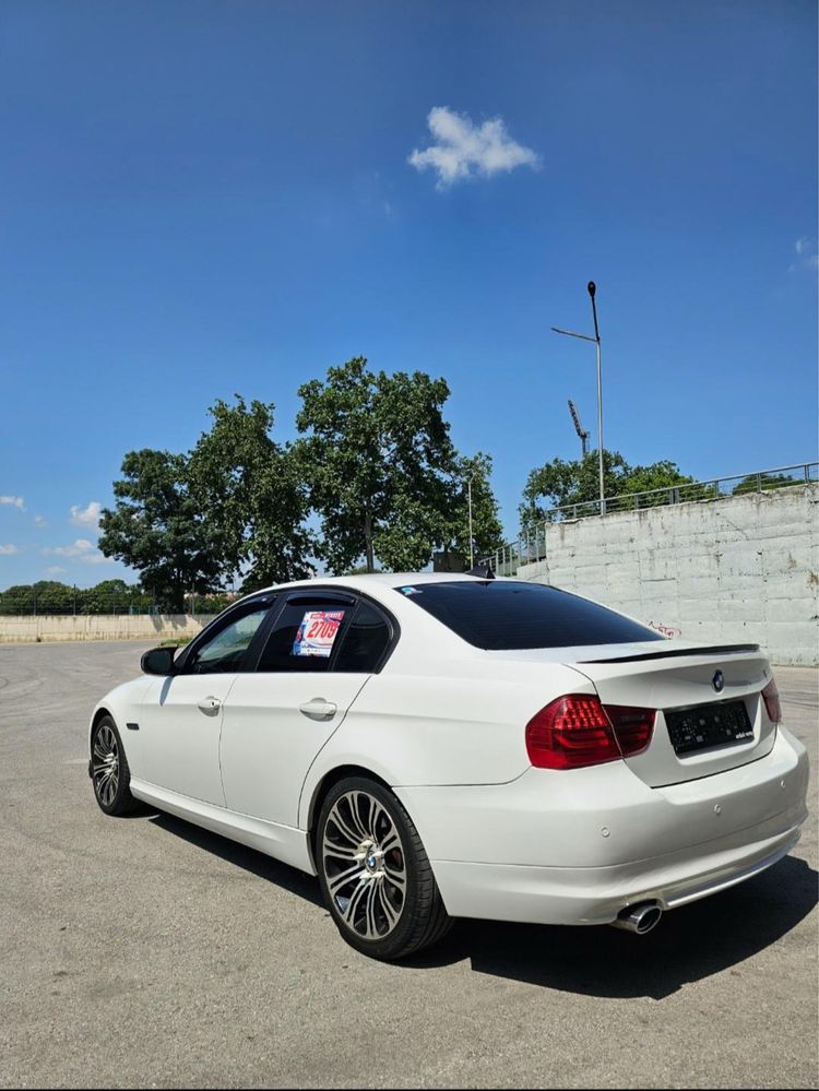 BMW е90 - бял 320d