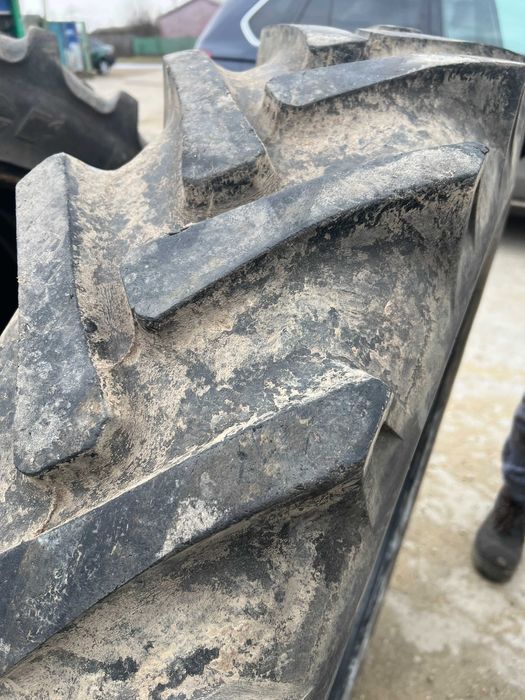 Cauciuc 12.4 R32 Semperit