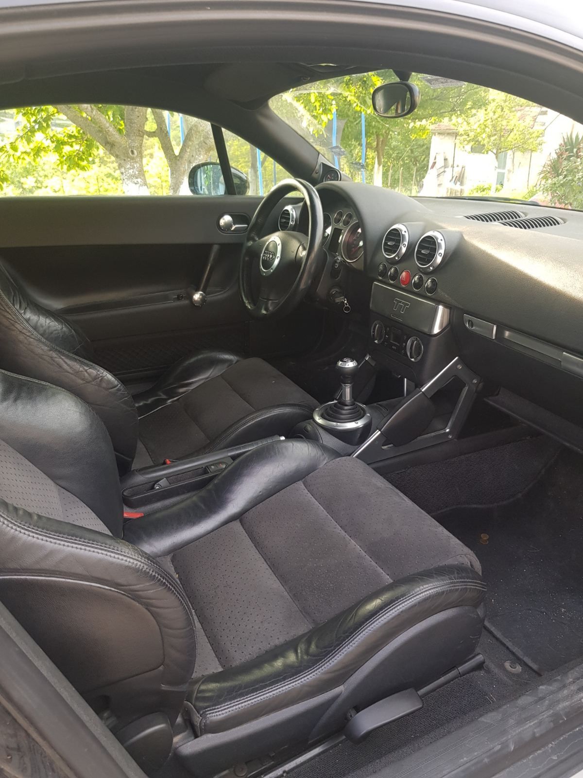 Audi TT на части