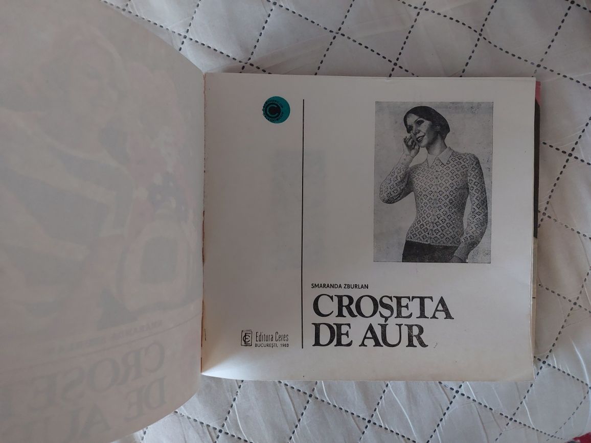 Carte ,,Croseta de aur" , vintage, piesa de colectie valoroasa!