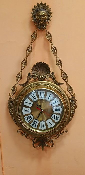 Бронзов стенен часовник