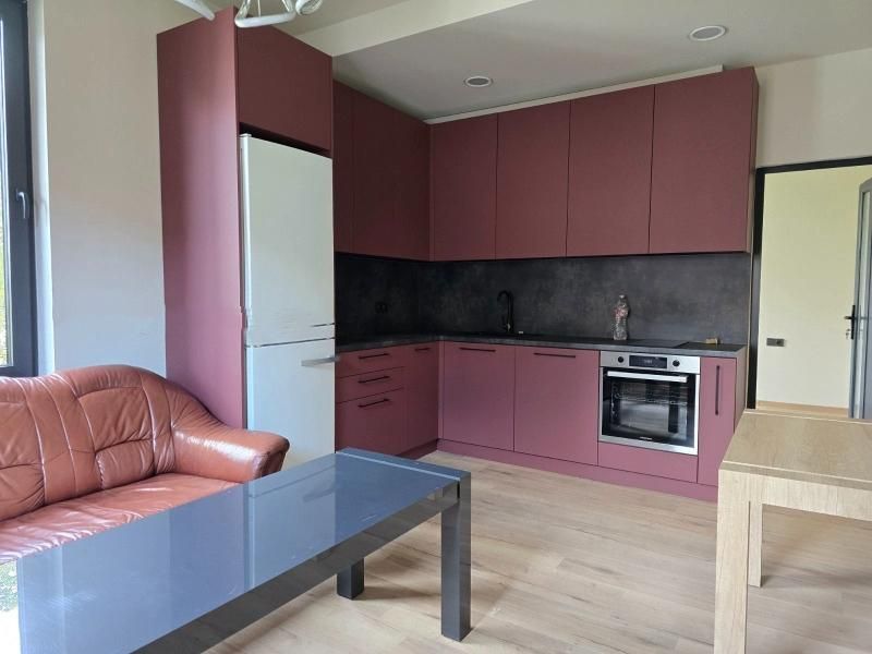 Дава се под наем Тристаен апартамент в София, Банишора - 74 кв.м за 600 € - Снимка #1