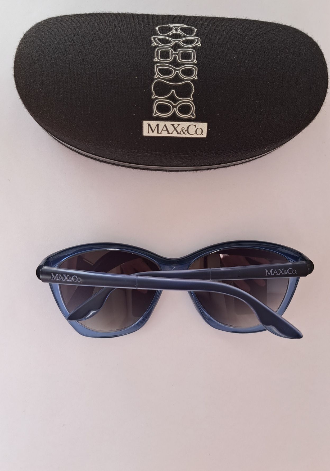 Max&co., ochelari soare, rama albastră, o purtare