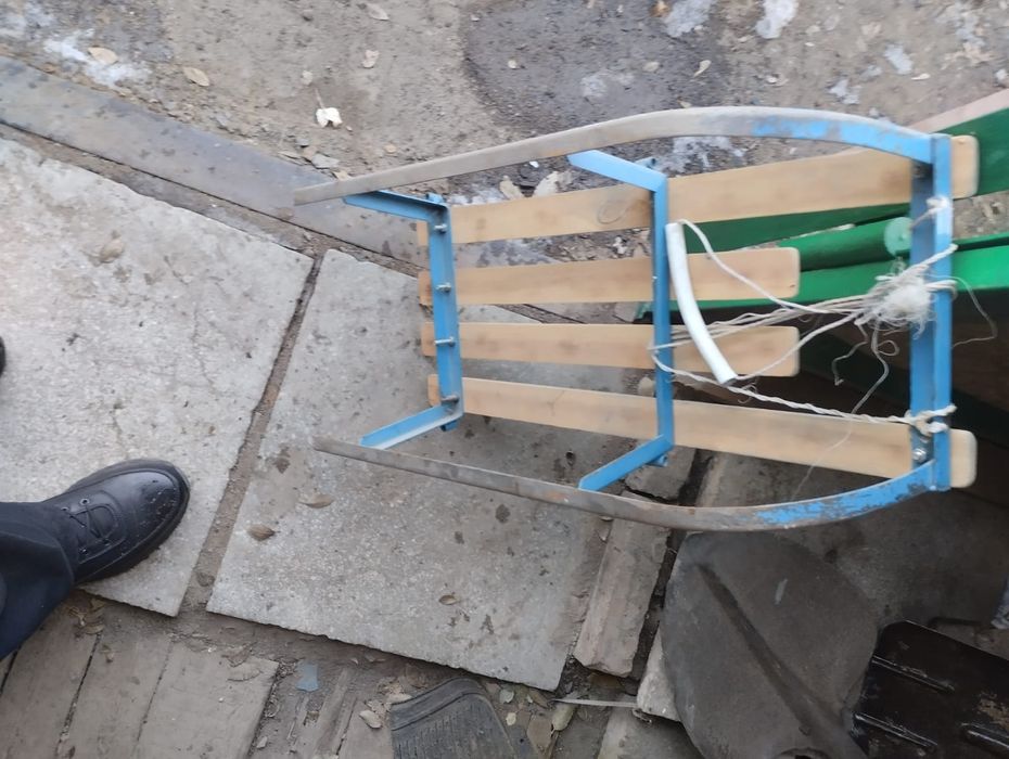 Продам санки хорошие