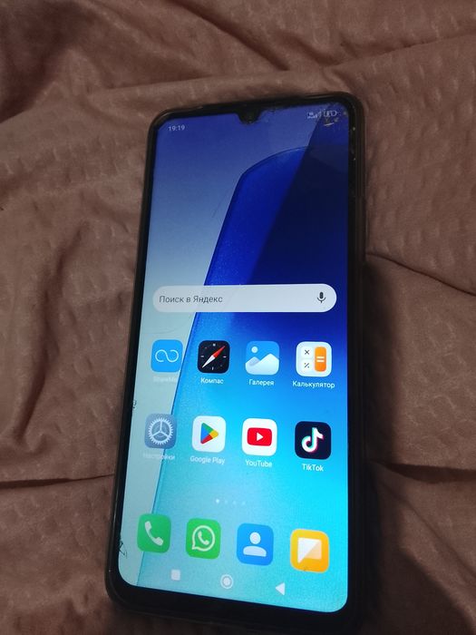 Продам телефон хорошо состояний