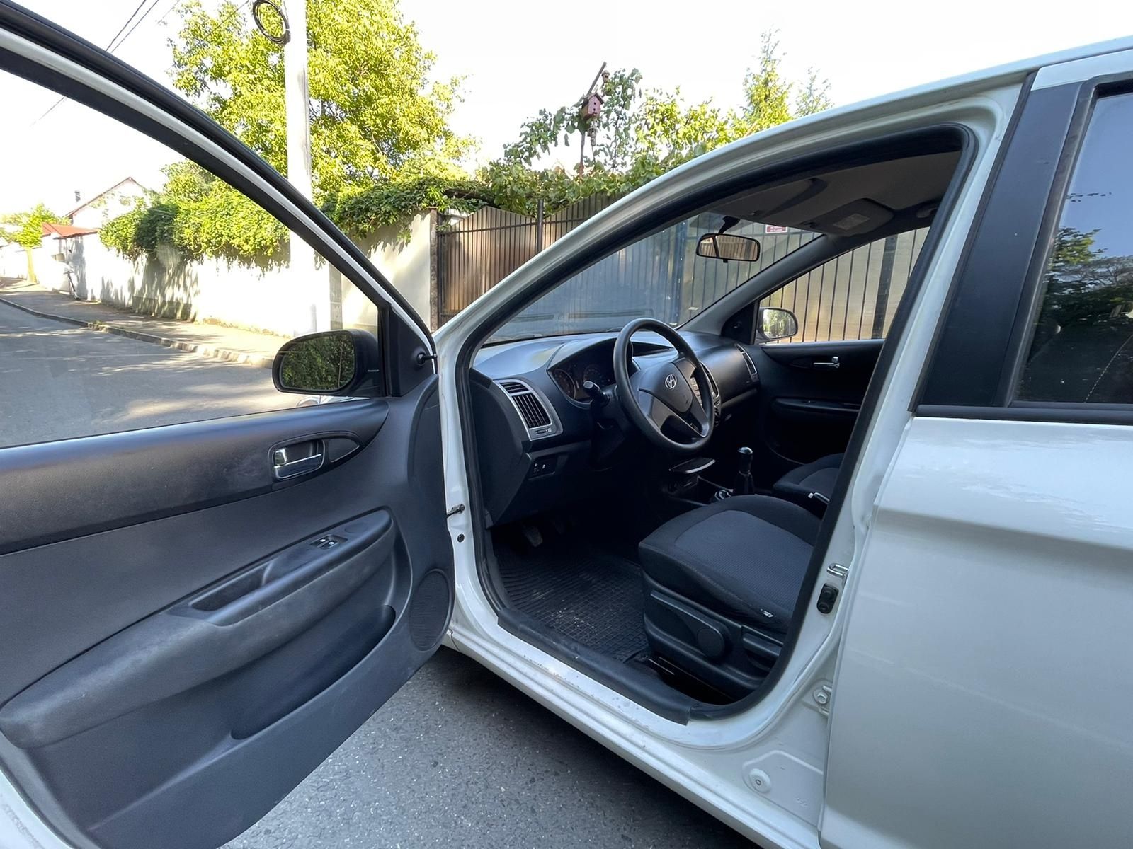 Hyundai i 20 Anul 2015