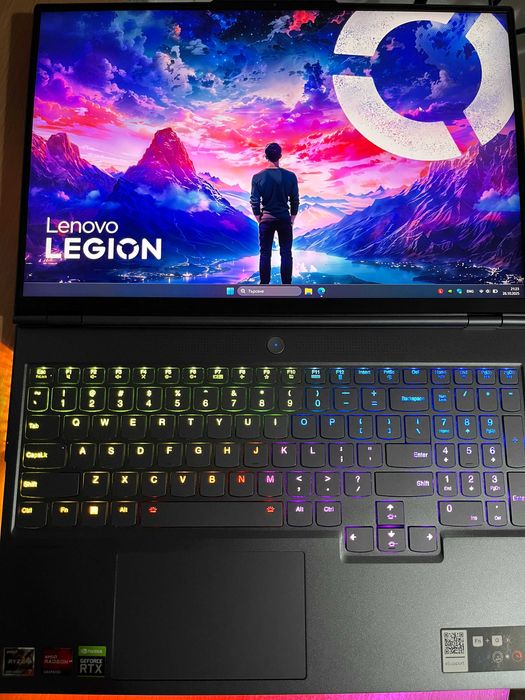 Lenovo Legion 7 16ACHg6 /Ryzen 7 5800H/RTX 3070/32GB RAM/1TB SSD