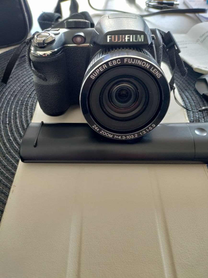 Fujifilm FinePix S3200