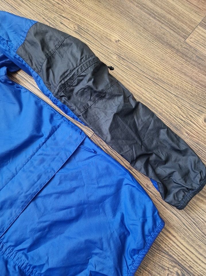 Страхотно мъжко яке ветровка THE NORTH FACE  размер S