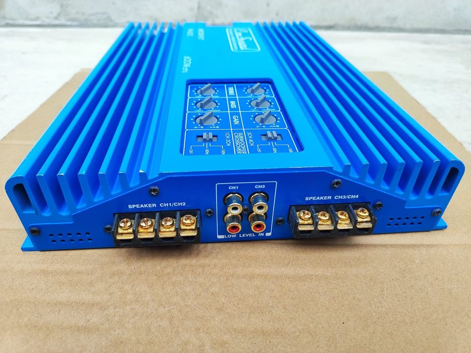 Amplificator auto