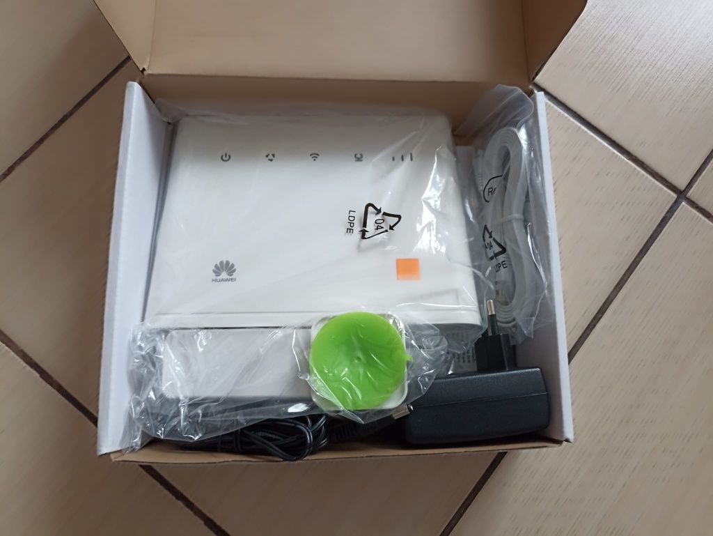 Router cu sim 4G Huawei B310