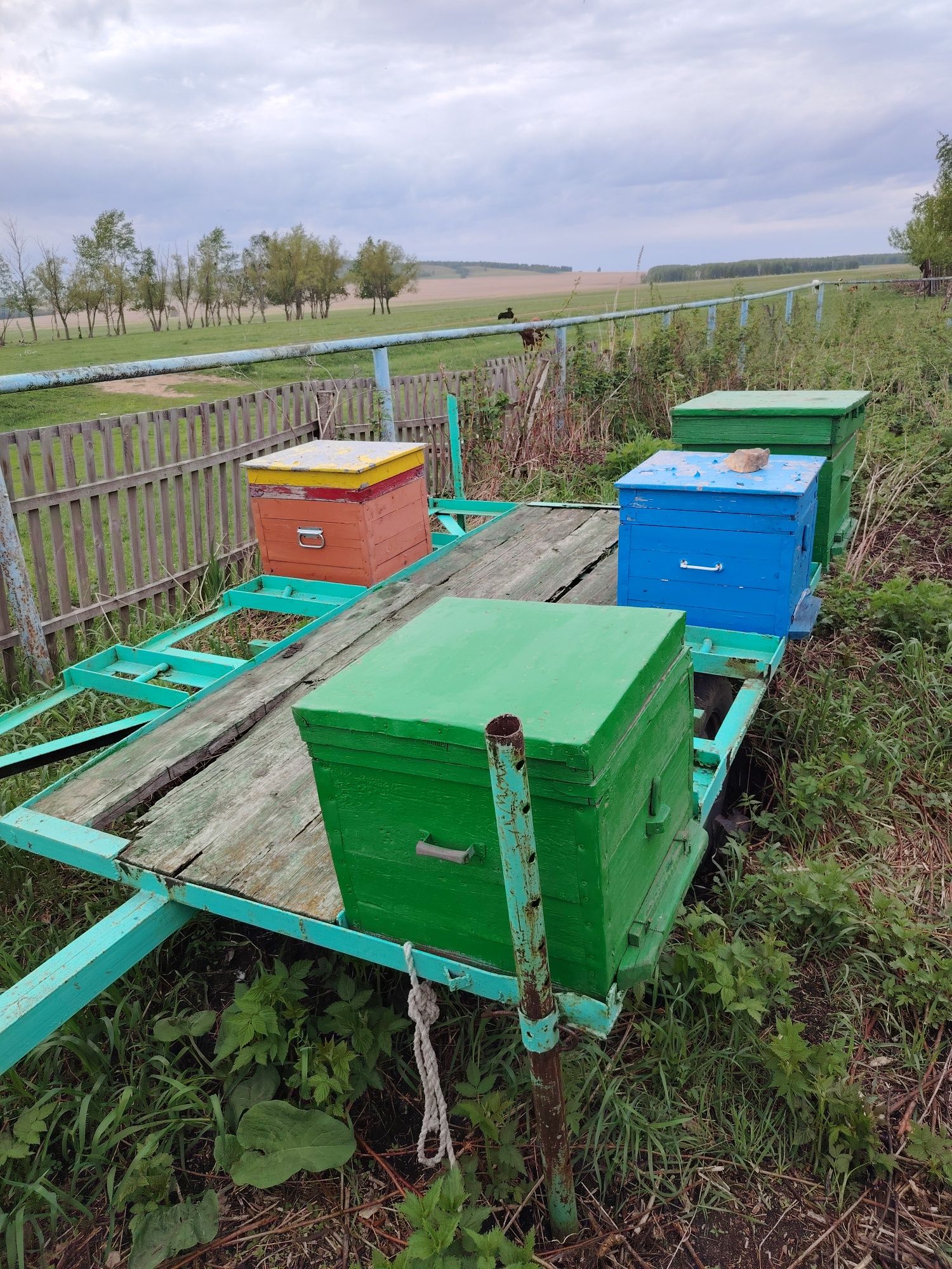 Срочно продам прицеп для пчела
