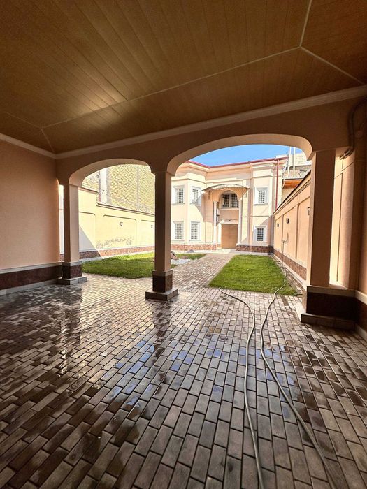 Участок в Яккасарае возле Гостиницы Россия 3,65 сотки