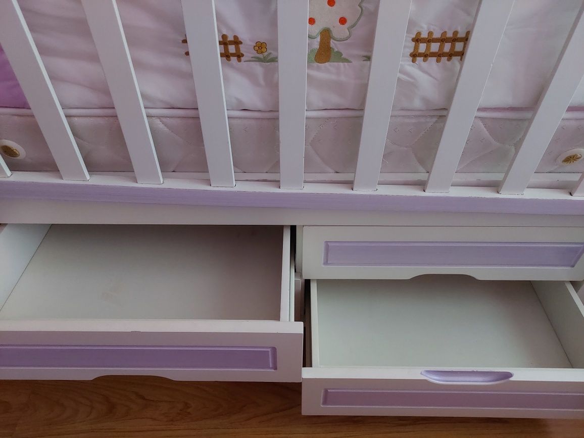 Pătuț Bebe cu 4 sertari