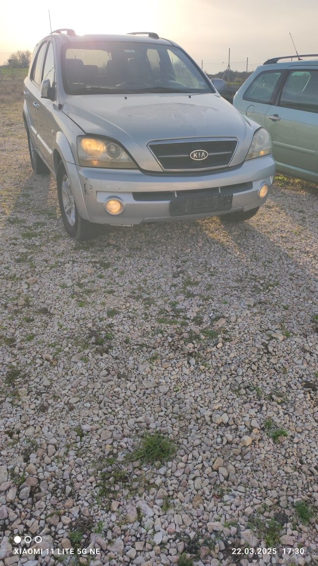KIA SORENTO 2.5-140кс. 4х4 На части!